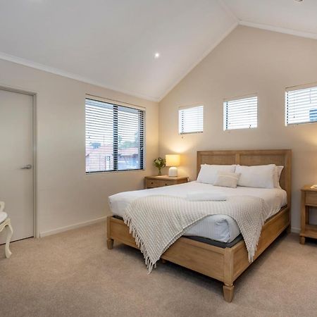 Coode Street Townhouse - Executive Escapes Villa Perth Kültér fotó