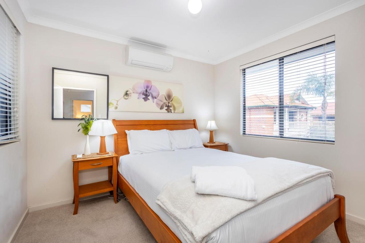 Coode Street Townhouse - Executive Escapes Villa Perth Kültér fotó